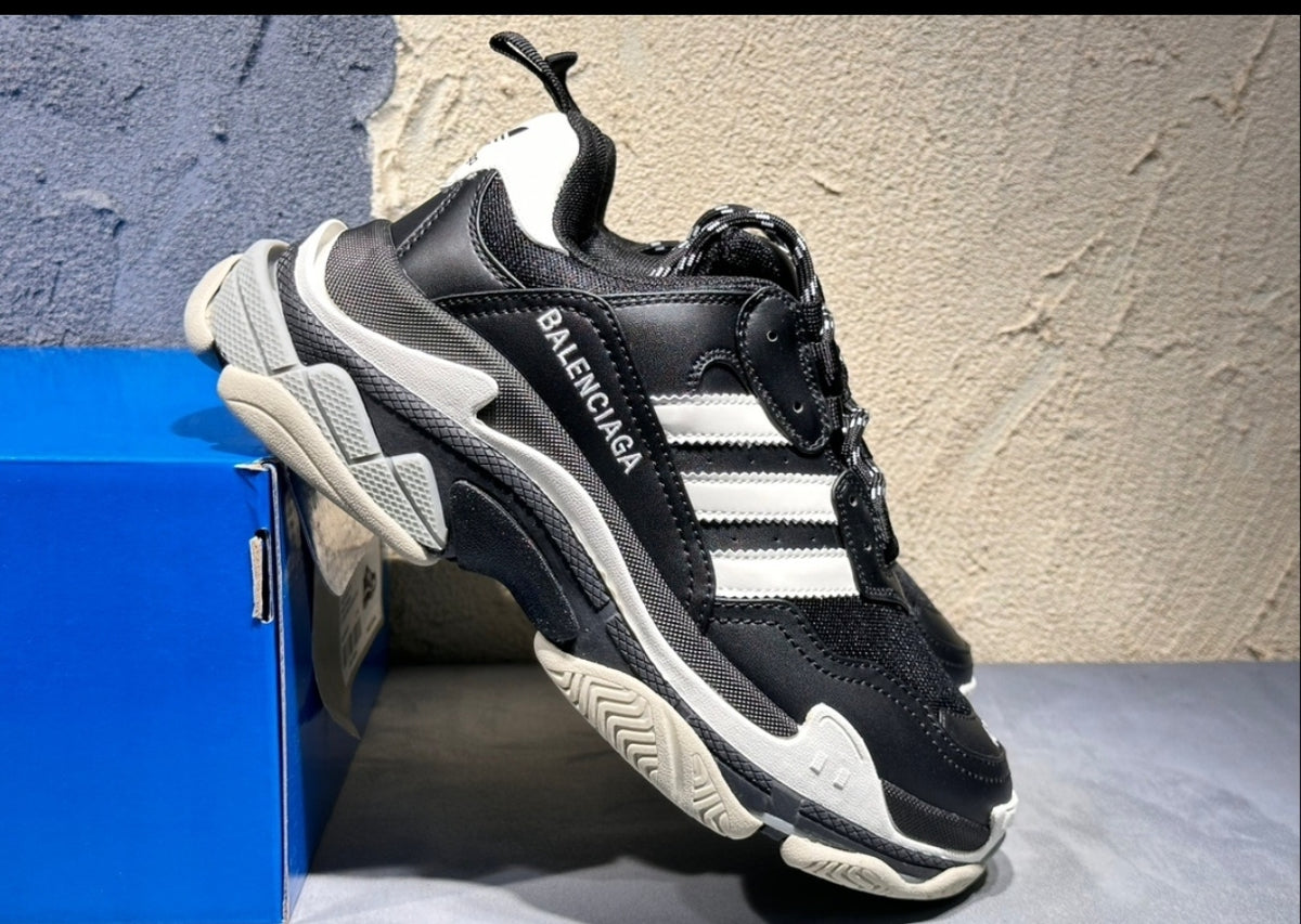 Balenciaga x adidas Triple S – Negro / Blanco