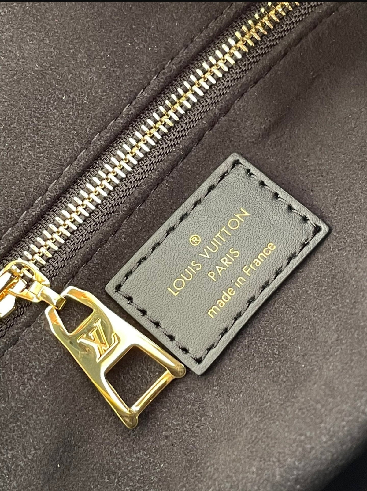 Louis Vuitton M45393