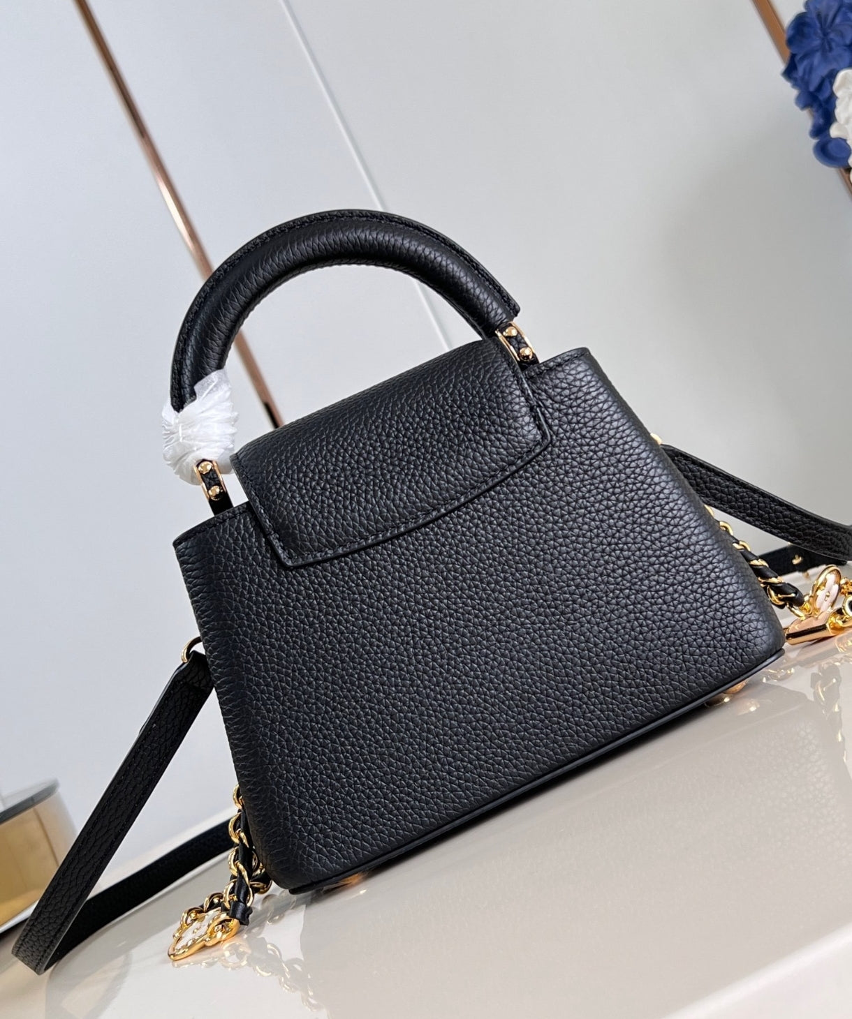 Louis Vuitton Capucines BB