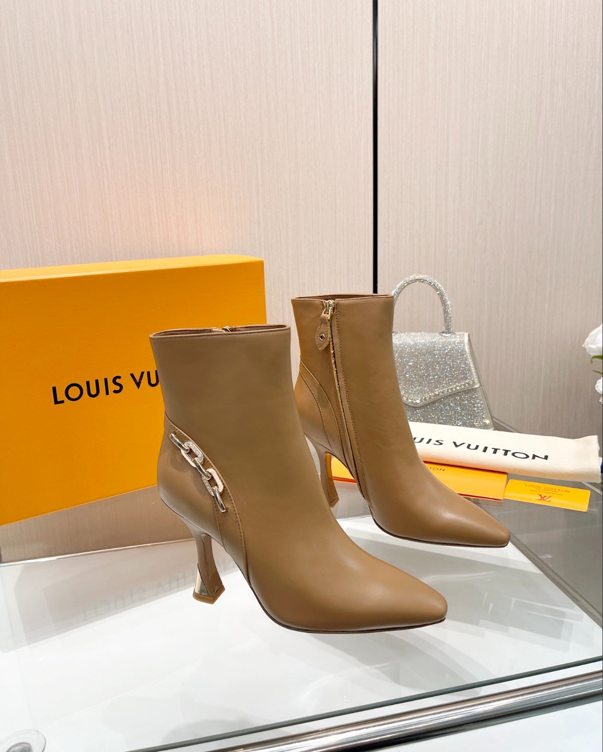 LOUIS VUITTON POINTED-TOE ANKLE BOOTS – COGNAC BROWN