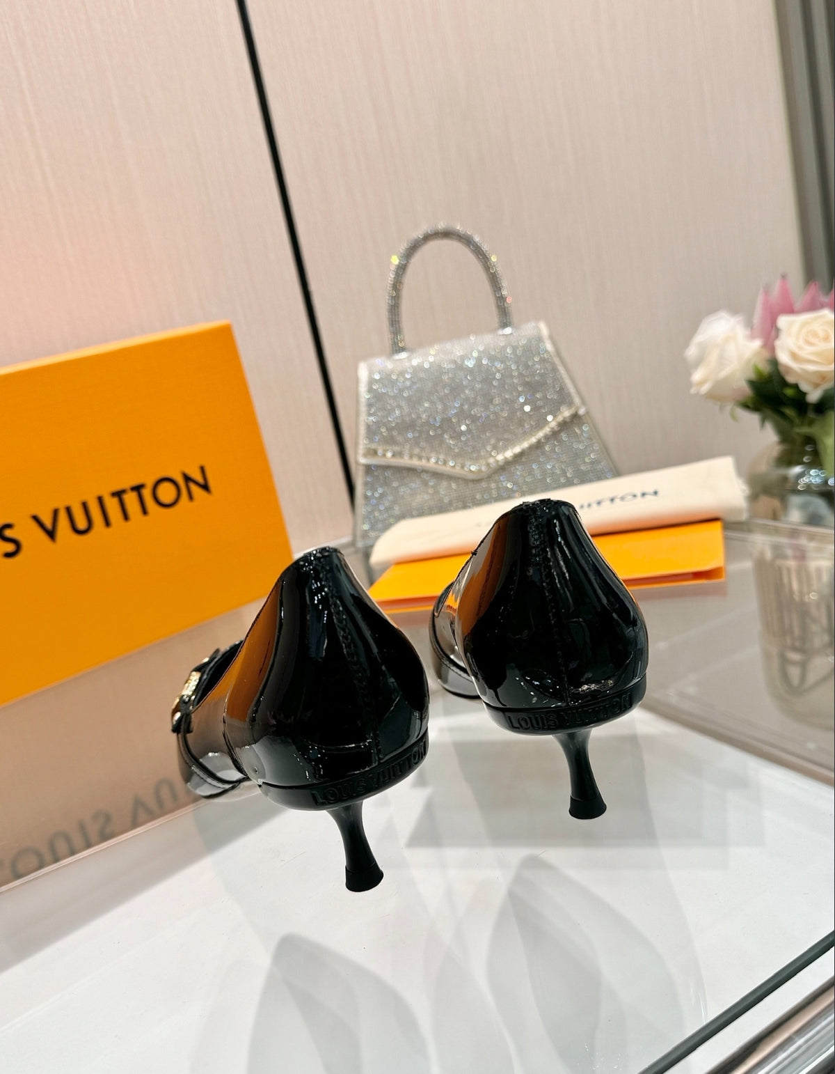 LOUIS VUITTON 6AM PUMPS