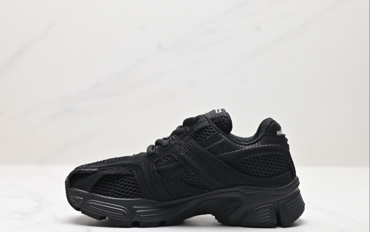 BALENCIAGA PHANTOM – TRIPLE BLACK