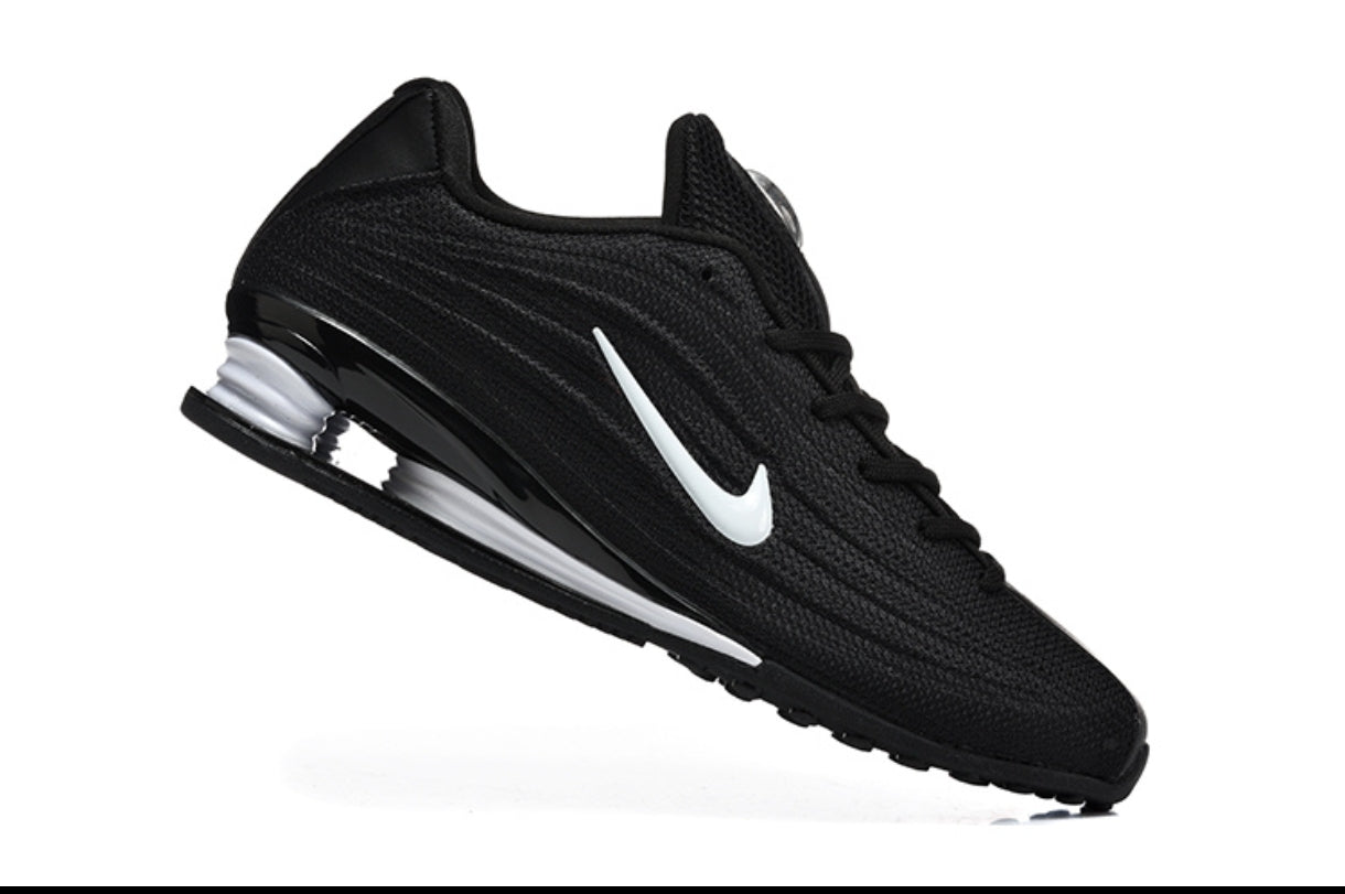 Nike Air Max 95 Negro y Blanco