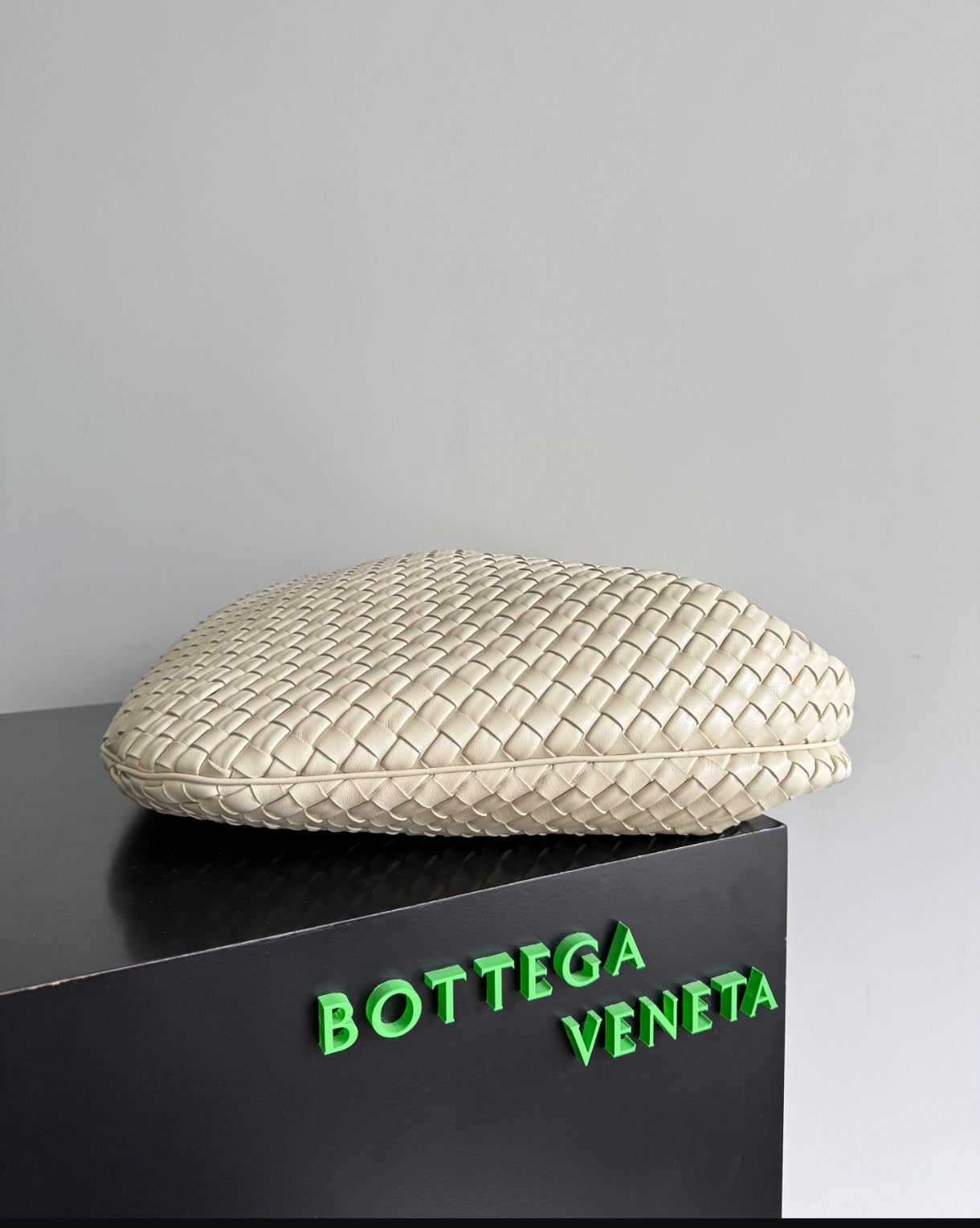 Bottega Veneta Jodie Grande