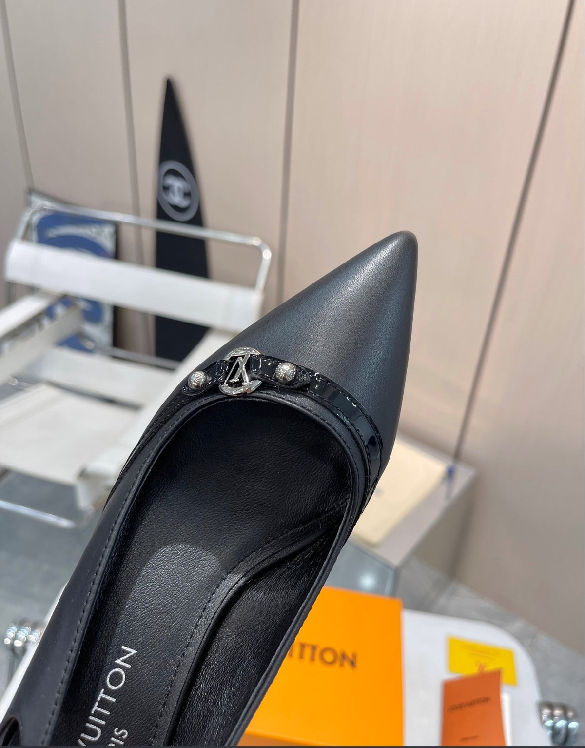 LOUIS VUITTON 6AM SLINGBACK PUMPS