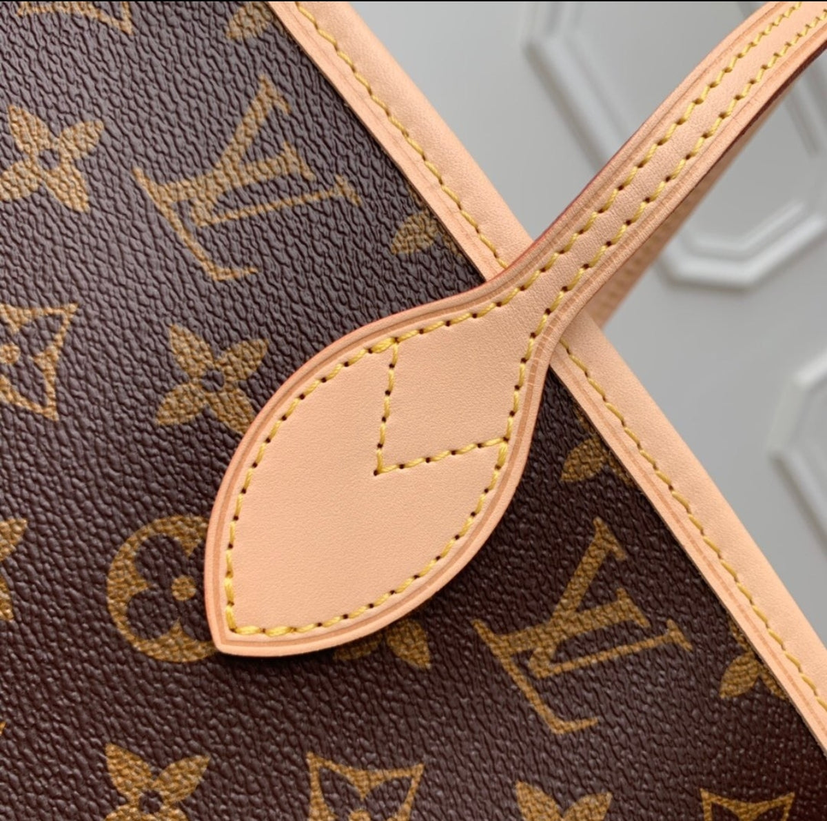 Louis Vuitton Neverfull MM