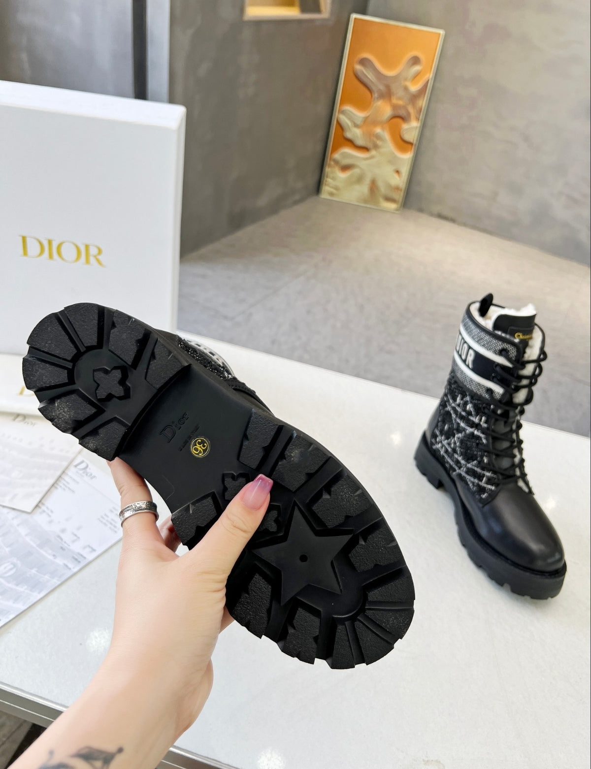 DIOR OBLIQUE LACE-UP COMBAT BOOTS – BLACK / BEIGE / GOLD