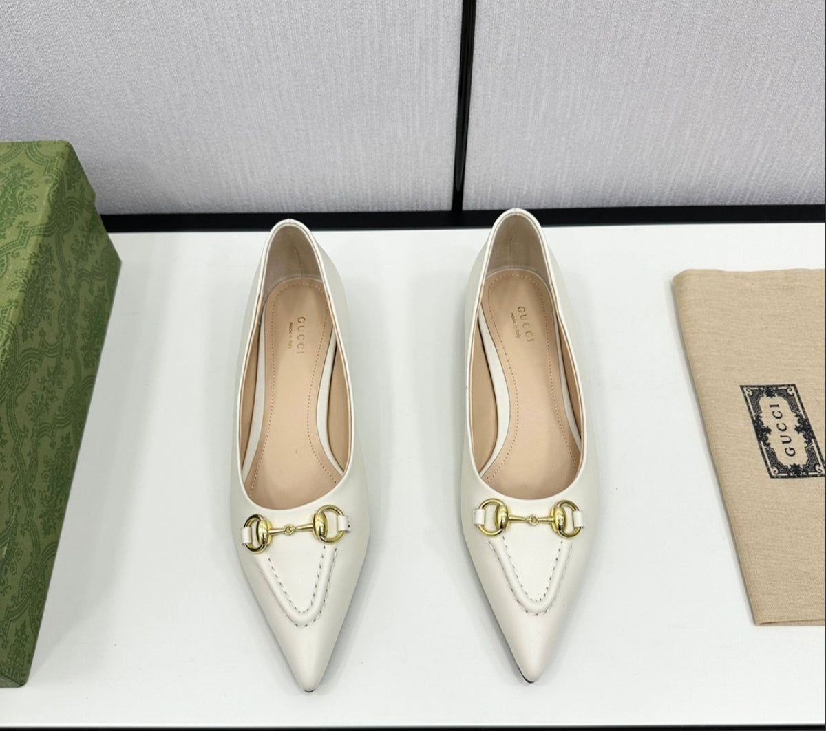 Gucci Horsebit Pointed-Toe Pump